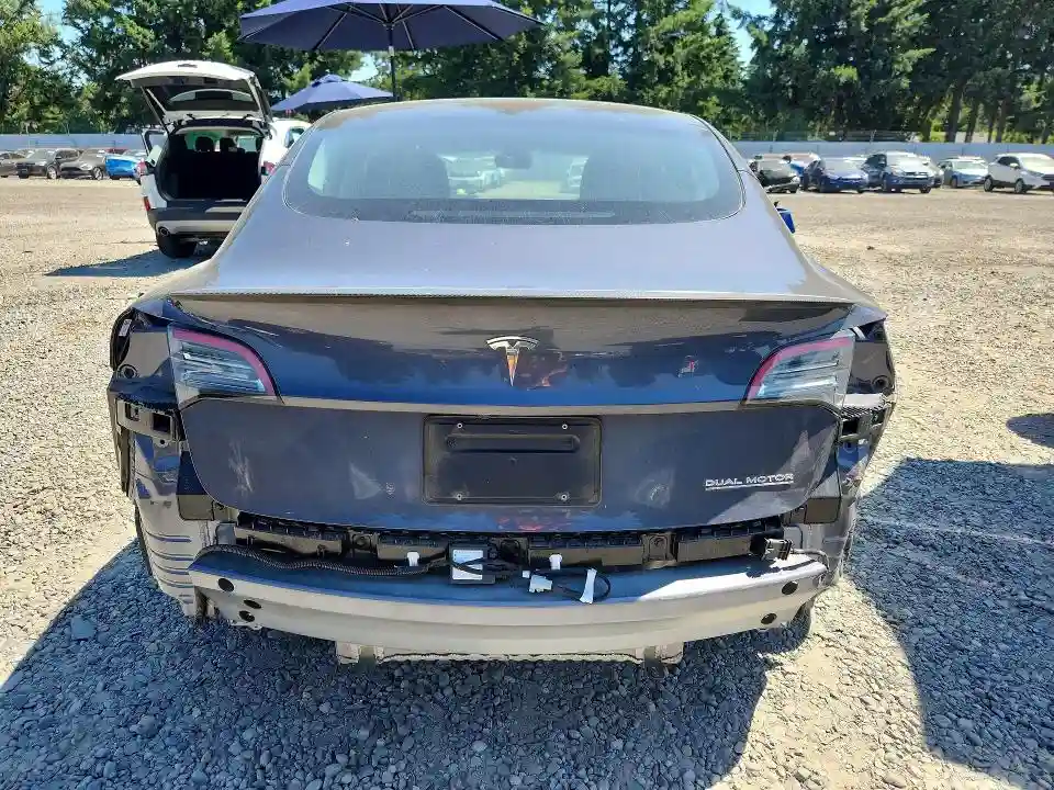 5YJ3E1EC0PF709482 2023 TESLA MODEL 3-5