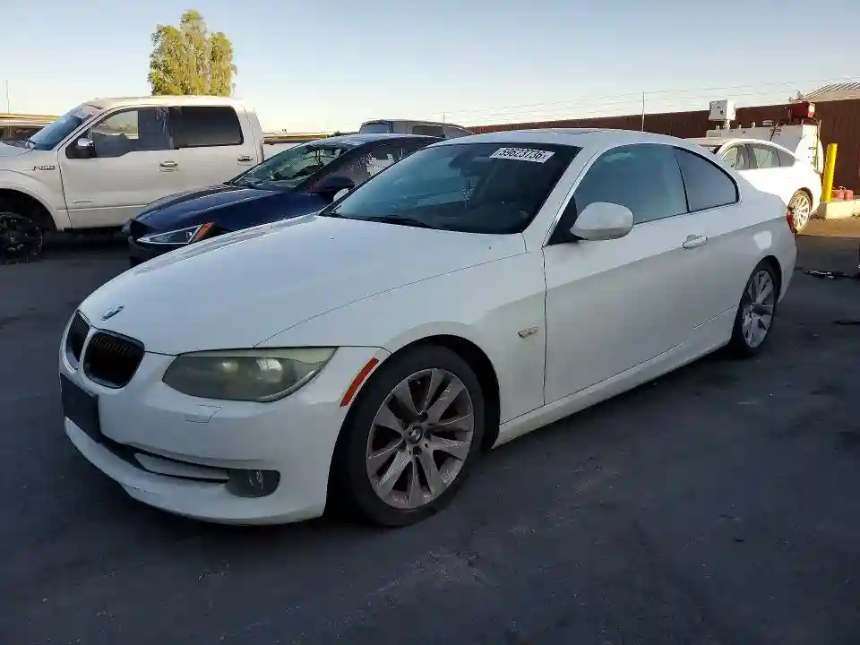 WBAKE5C52BE429934 2011 BMW 3 SERIES-0