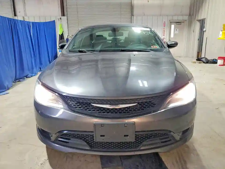 1C3CCCBBXFN736965 2015 CHRYSLER 200-4