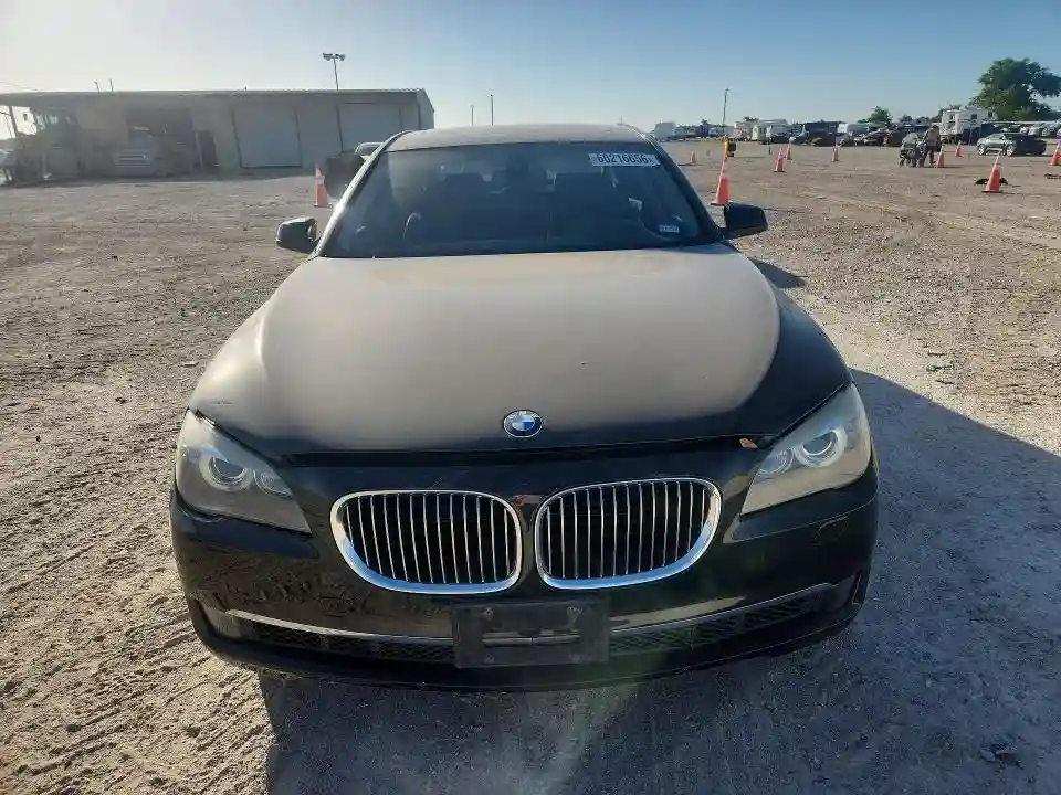 WBAKC6C54AC393699 2010 BMW 7 SERIES-4