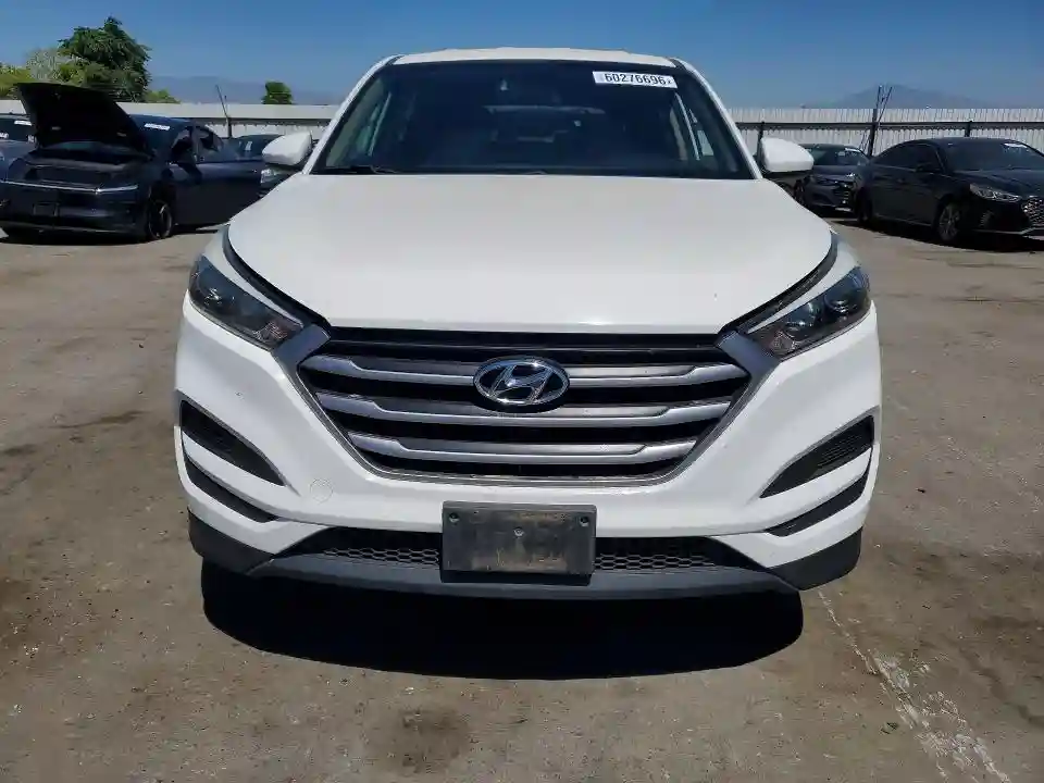 KM8J23A47JU627351 2018 HYUNDAI TUCSON-4