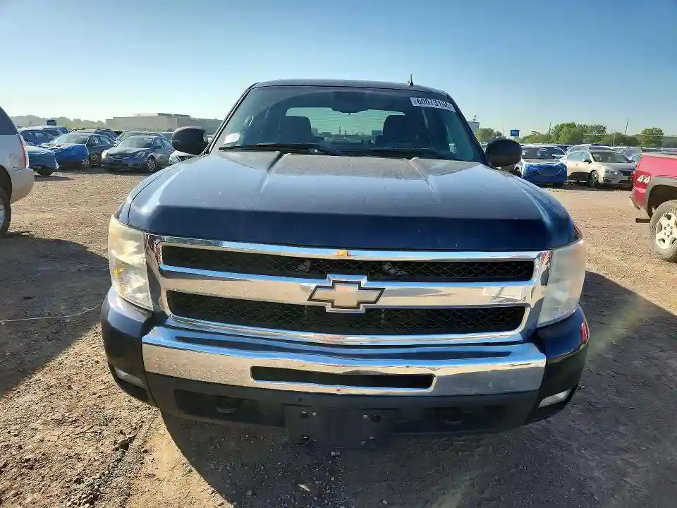 3GCPKSE32BG156224 2011 CHEVROLET SILVERADO-4