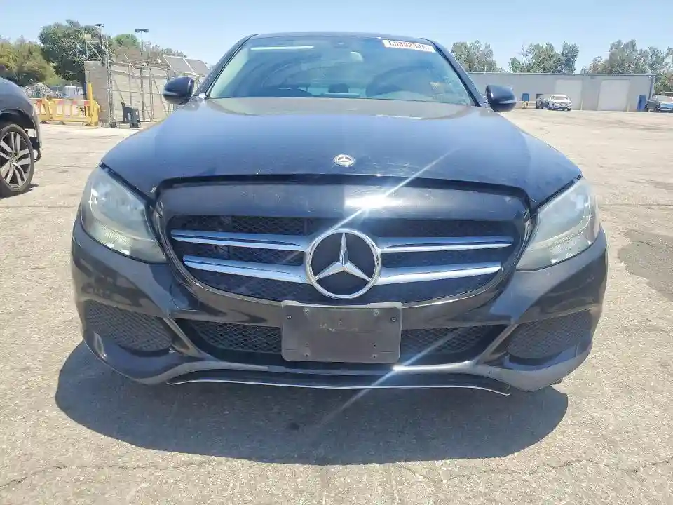 55SWF4JB0HU233940 2017 MERCEDES-BENZ C-CLASS-4