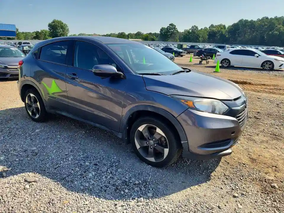3CZRU6H59JG714070 2018 HONDA HR-V-3
