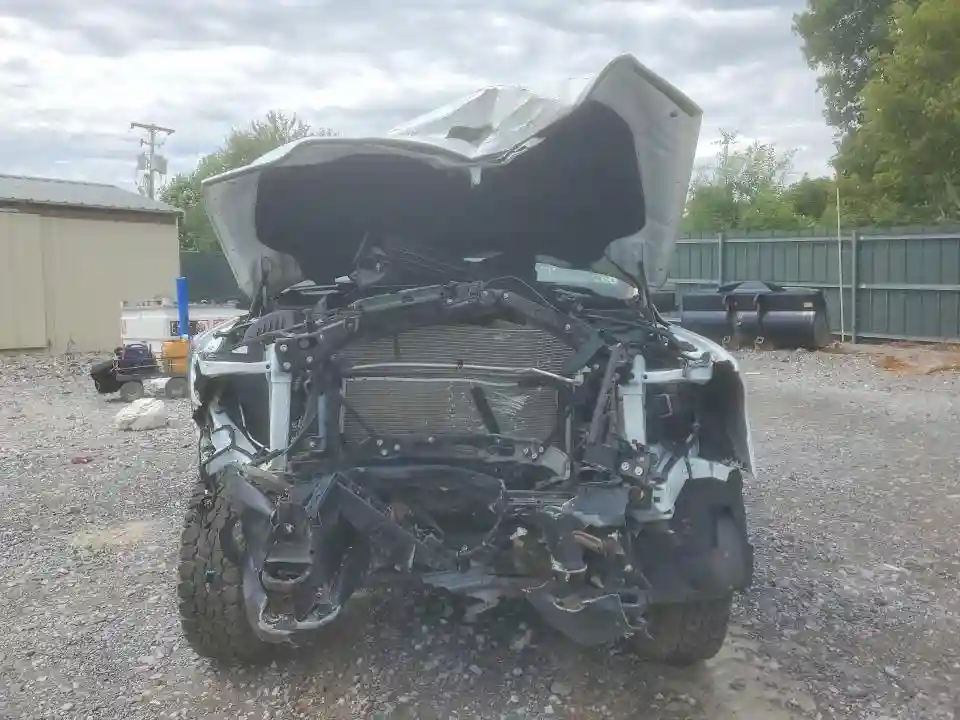 3C6UR5CJ9RG153243 2024 RAM 2500-4