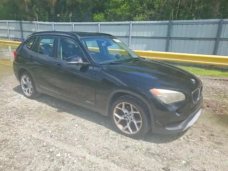 WBAVM1C51EVW47215 2014 BMW X1-3