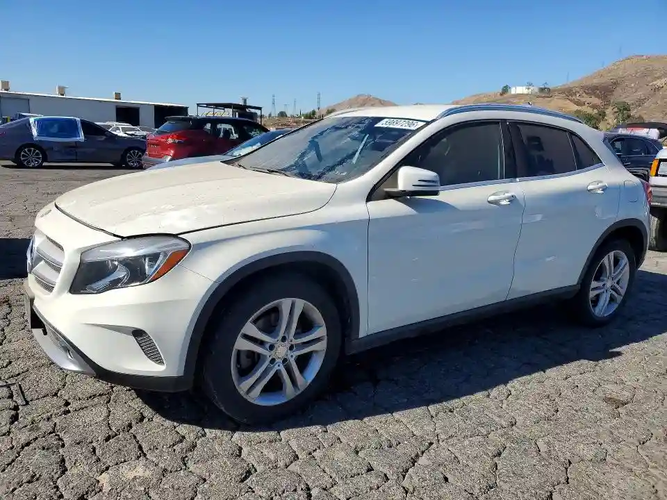 WDCTG4EB8HJ356139 2017 MERCEDES-BENZ GLA-CLASS-0