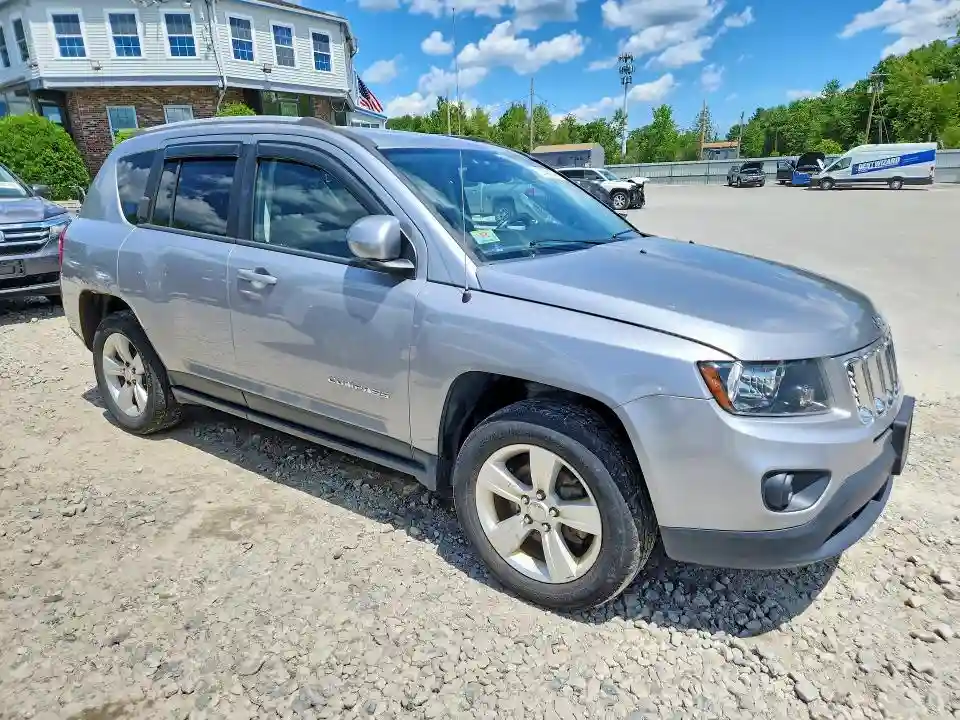 1C4NJDEB3HD162312 2017 JEEP COMPASS-3