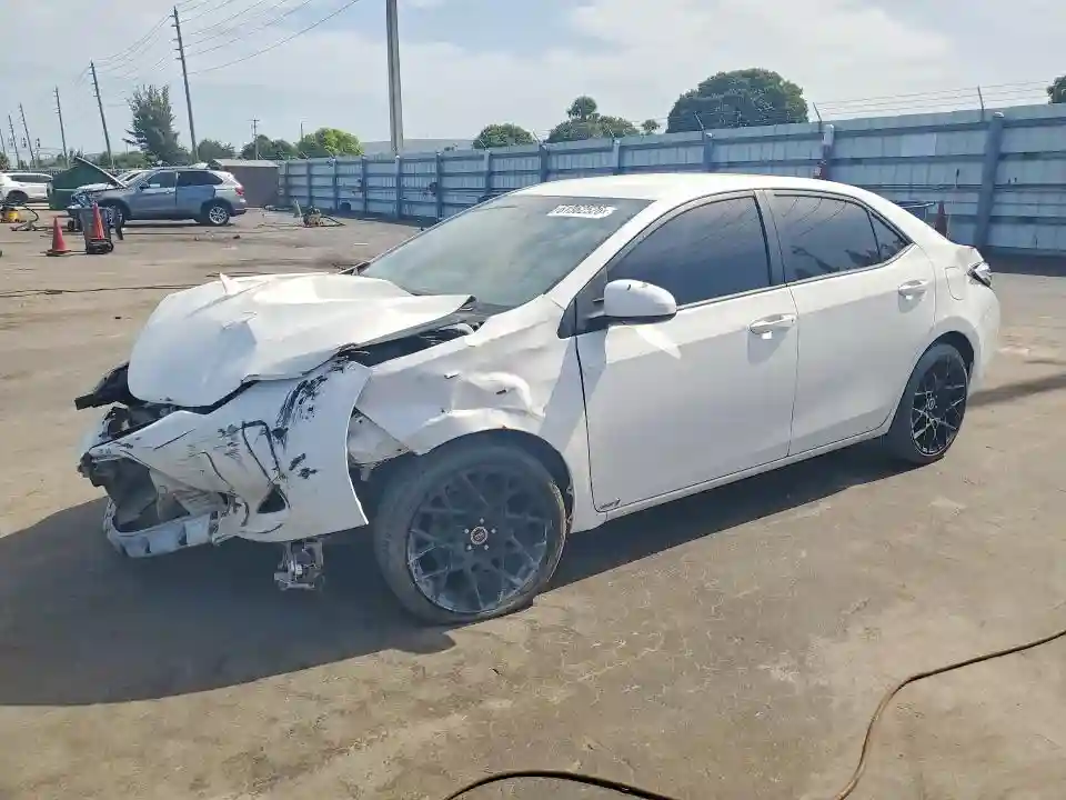 5YFBURHE4JP776446 2018 TOYOTA COROLLA-0