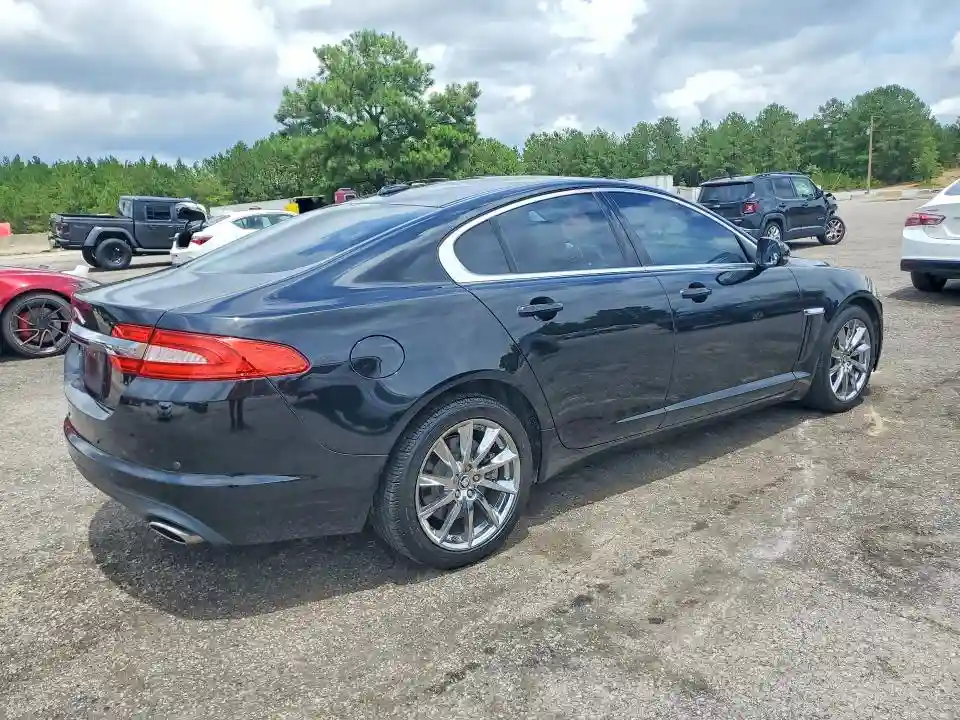 SAJWA0FB0CLS35566 2012 JAGUAR XF-2