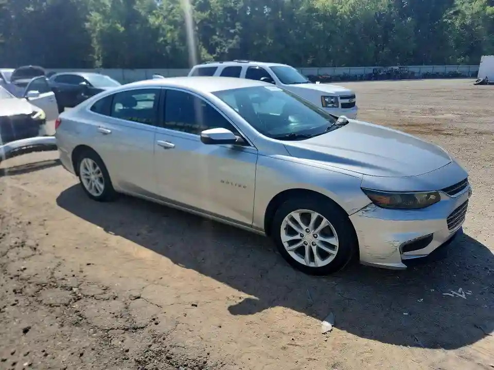 1G1ZD5ST1JF207214 2018 CHEVROLET MALIBU-3