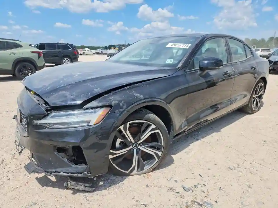 7JRL12TK4RG322231 2024 VOLVO S60 CORE-0