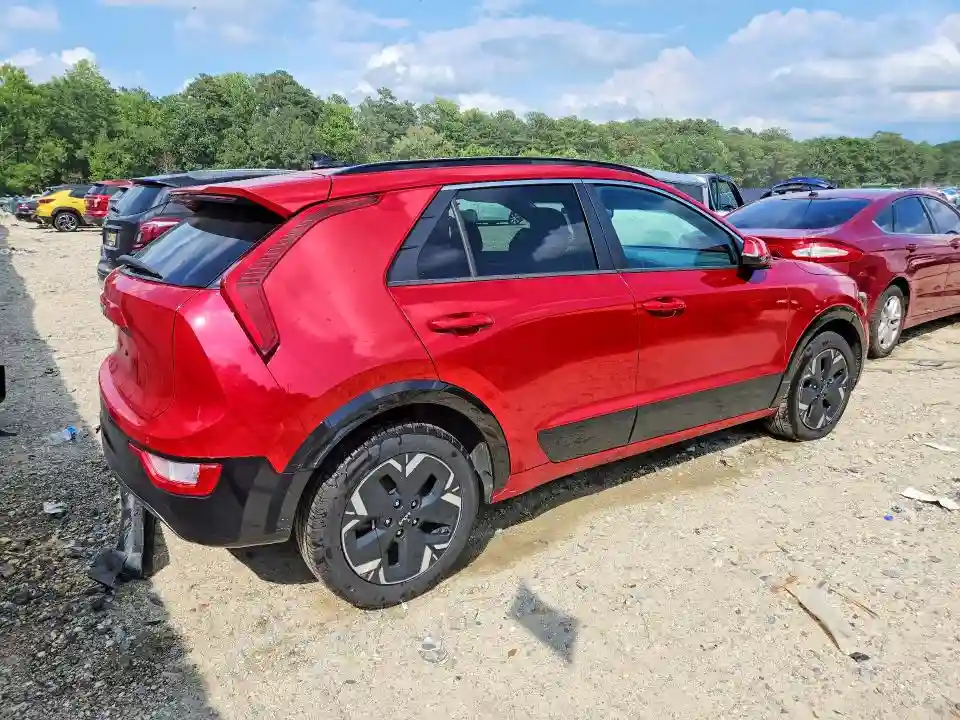 KNDCR3L11R5122097 2024 KIA NIRO-2
