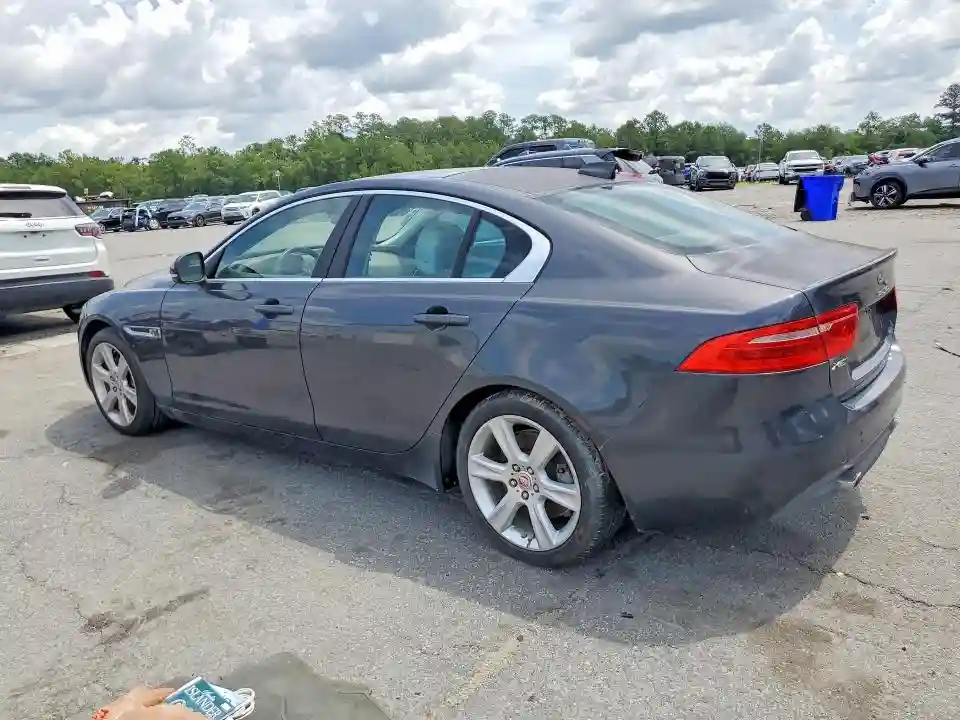 SAJAE4BG2HA947183 2017 JAGUAR XE-1