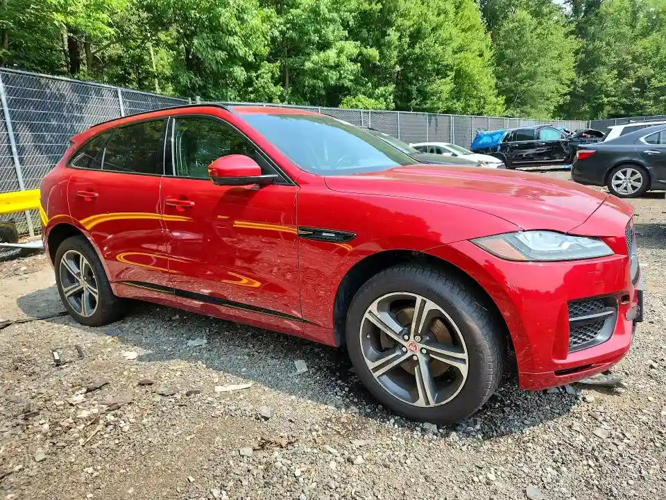 SADCL2BV2HA896501 2017 JAGUAR F-PACE-3