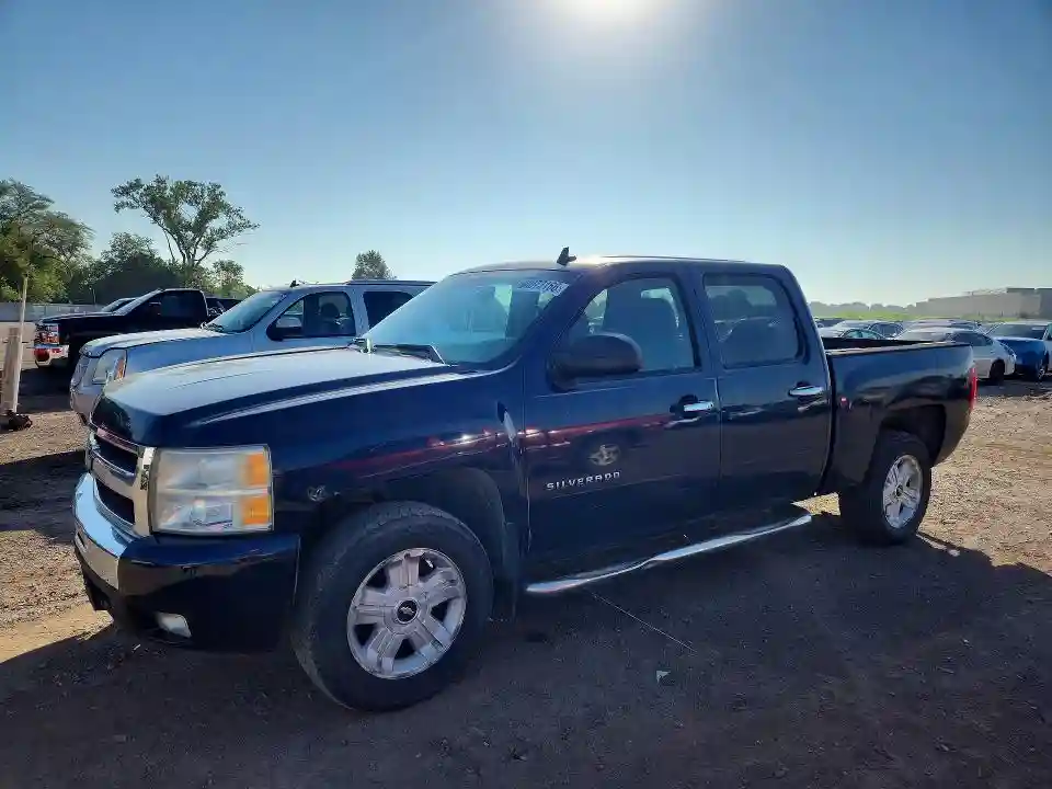 3GCPKSE32BG156224 2011 CHEVROLET SILVERADO-0