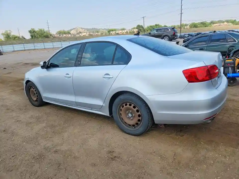 3VWD17AJ2EM266085 2014 VOLKSWAGEN JETTA-1