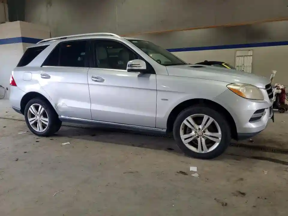 4JGDA5HB8CA003059 2012 MERCEDES-BENZ M-CLASS-3
