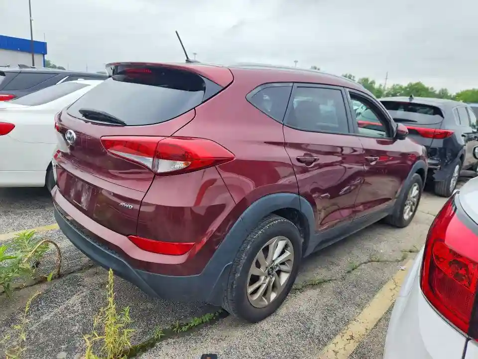 KM8J3CA46GU036773 2016 HYUNDAI TUCSON-2