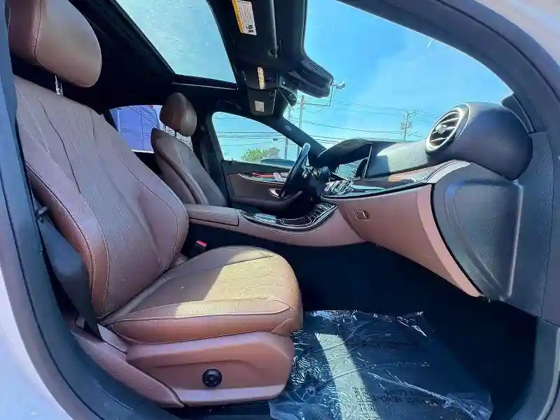 W1KZF8DB3NB025475 2022 MERCEDES-BENZ E-CLASS-4
