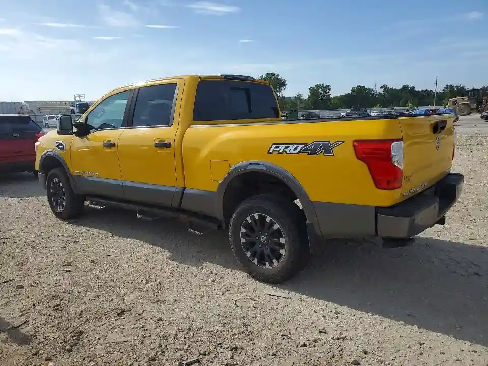 1N6BA1F4XHN553949 2017 NISSAN TITAN-1