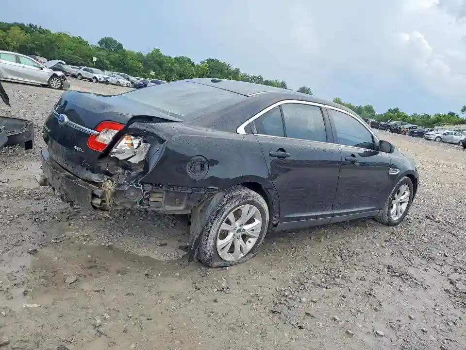 1FAHP2EW0BG185447 2011 FORD TAURUS-2