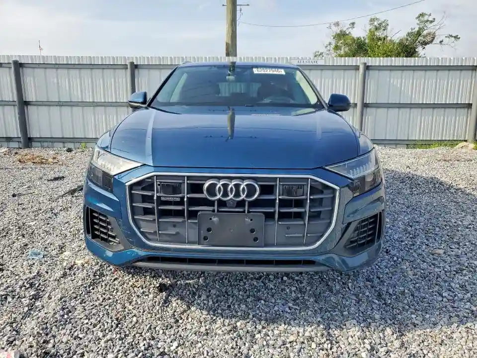 WA1CVAF11KD034605 2019 AUDI Q8-4