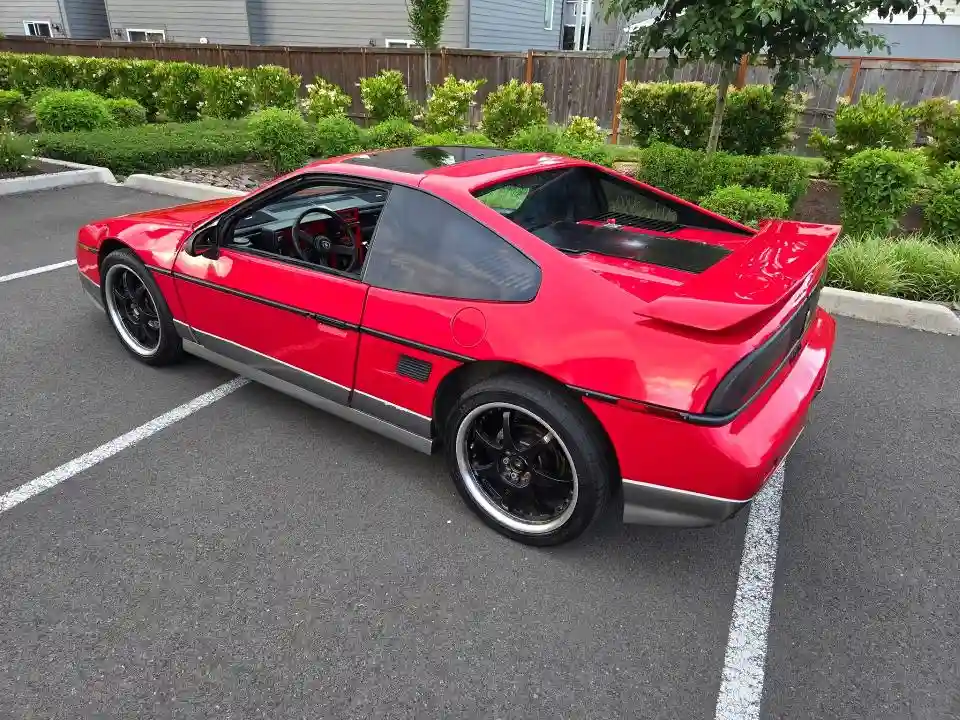 1G2PG9797GP281044 1986 PONTIAC FIERO-2