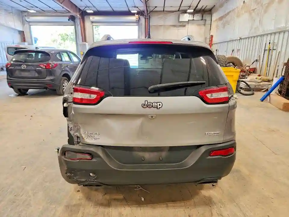 1C4PJMCS1FW745331 2015 JEEP GRAND CHEROKEE-5