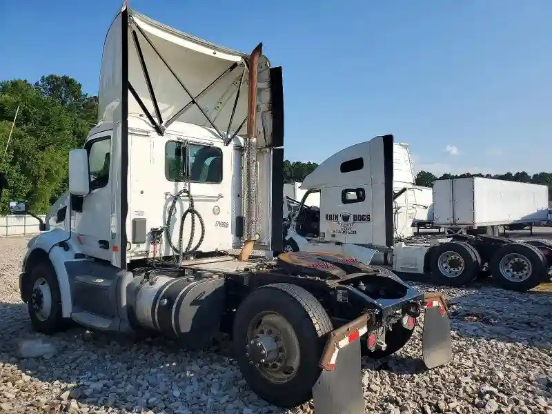 1XPBA48XXHD428675 2017 PETERBILT ALL OTHER-2