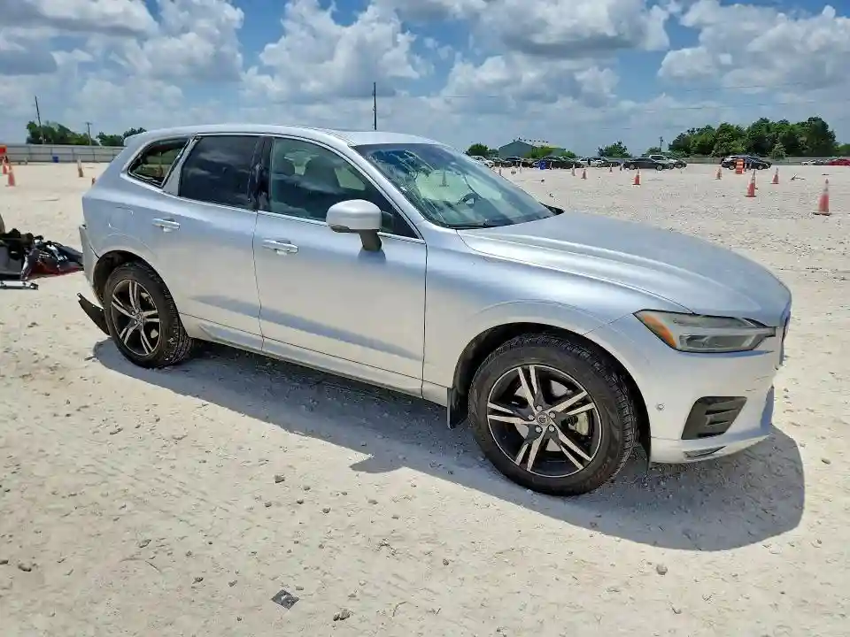 LYVA22RMXJB096725 2018 VOLVO XC60-3