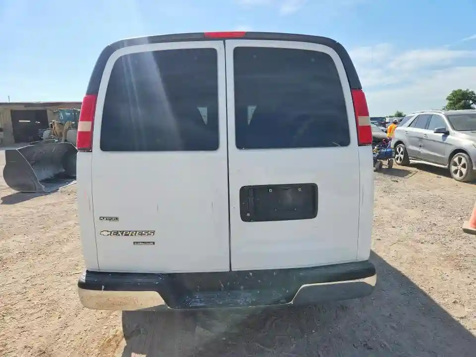 1GBUGCD43A1131774 2010 CHEVROLET EXPRESS-5