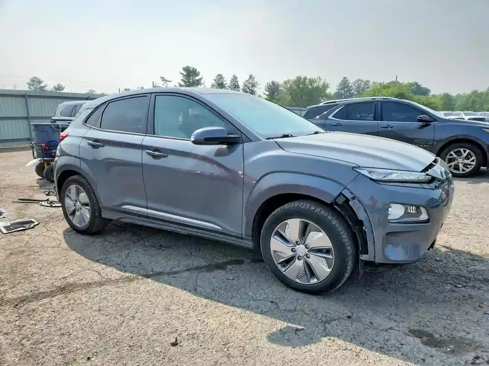 KM8K33AG1MU123667 2021 HYUNDAI KONA-3