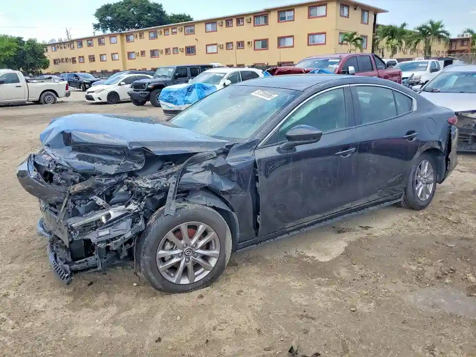 3MZBPAAL4MM204562 2021 MAZDA 3-0