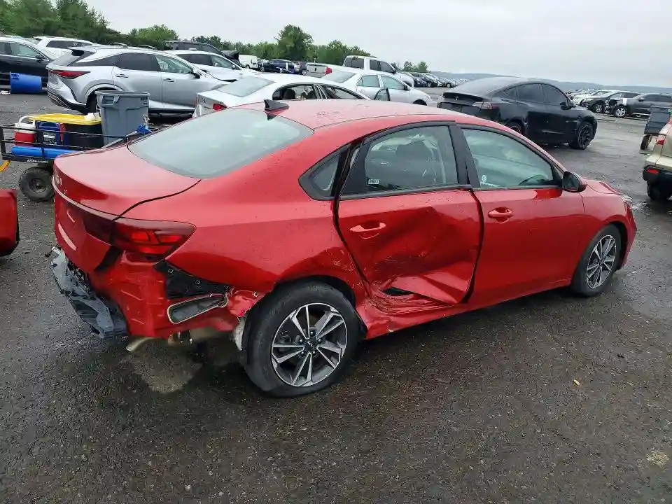 3KPF24AD8RE741109 2024 KIA FORTE LXS-2