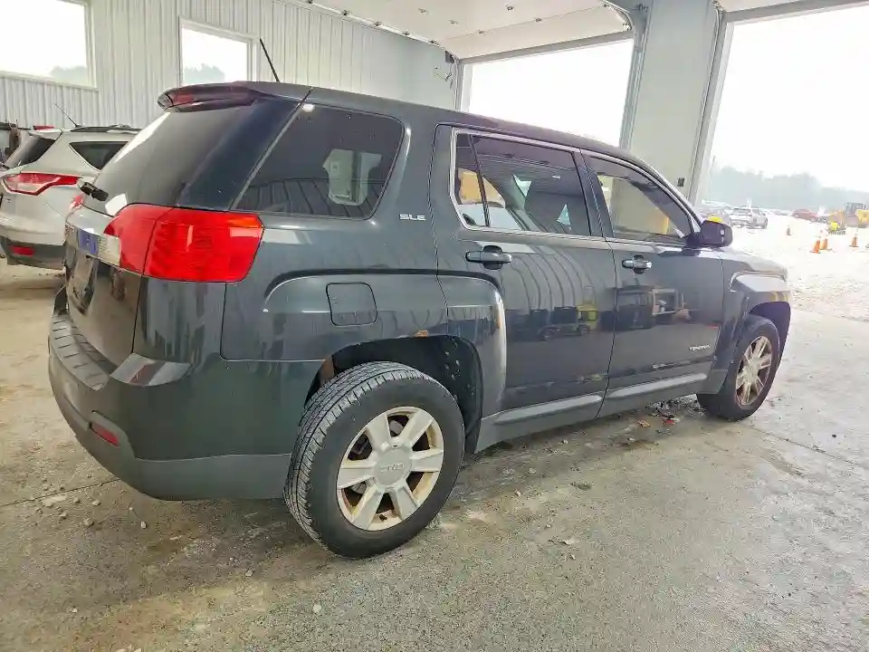 2GKALMEK3D6174370 2013 GMC TERRAIN-2