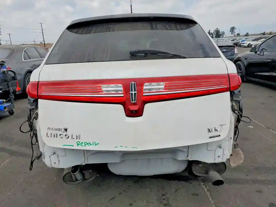 2LMHJ5AT5EBL57217 2014 LINCOLN MKT-5
