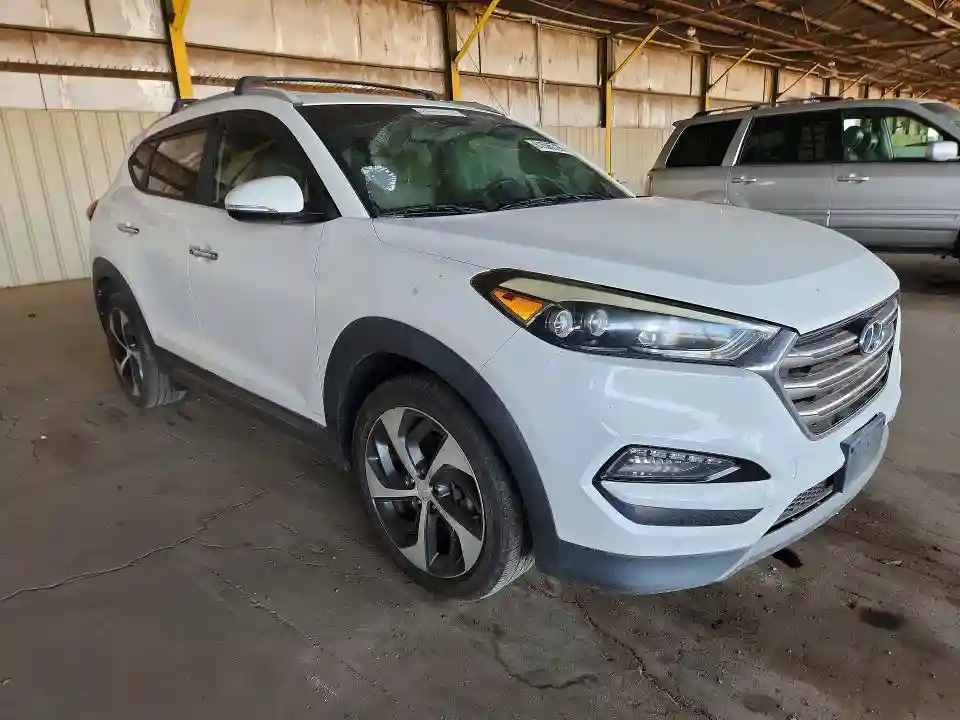 KM8J33A2XGU268601 2016 HYUNDAI TUCSON-3