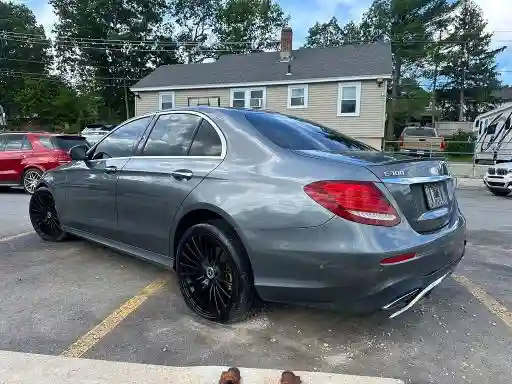 WDDZF4KB8HA079800 2017 MERCEDES-BENZ E-CLASS-1