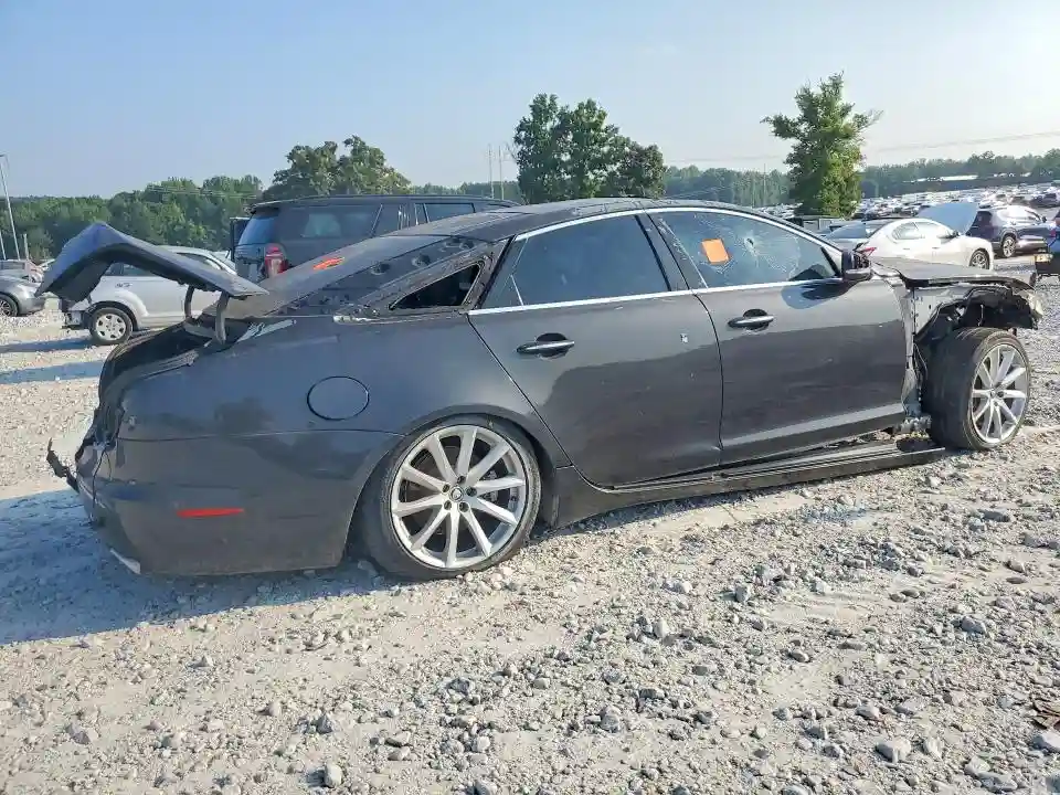 SAJWA1CB0BLV21345 2011 JAGUAR XF-2