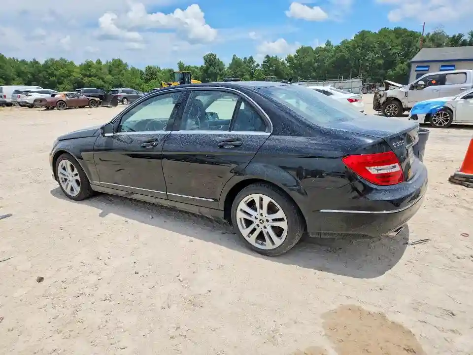 WDDGF8BB4CR191678 2012 MERCEDES-BENZ C-CLASS-1