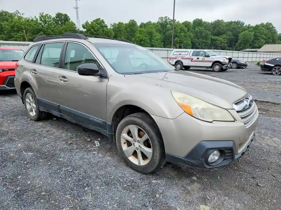 4S4BRBAC0E3298053 2014 SUBARU OUTBACK-3