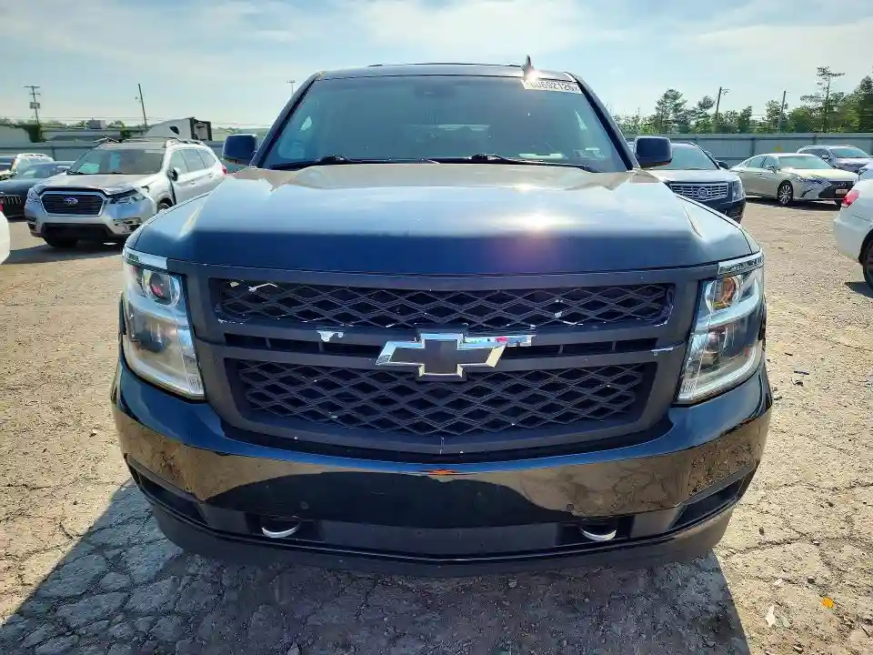 1GNSKHKC7HR374130 2017 CHEVROLET SUBURBAN-4