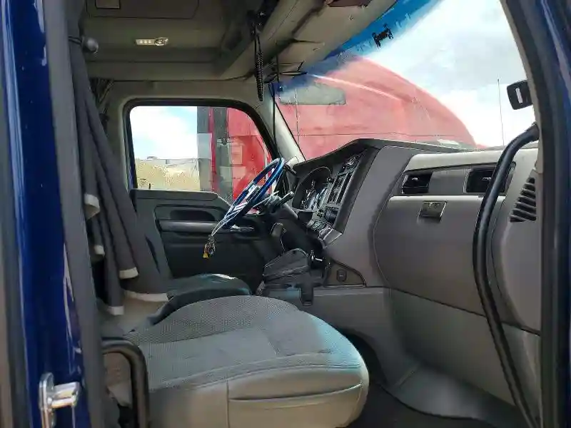 1XKYD49X2HJ128992 2017 KENWORTH ALL OTHER-4