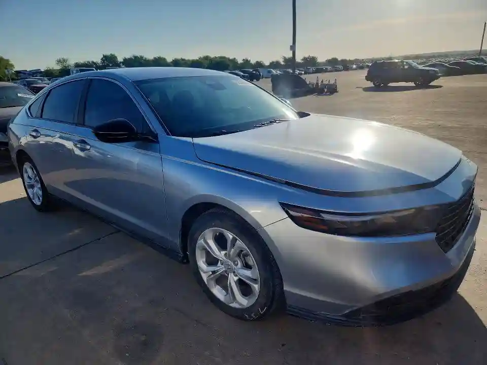 1HGCY1F22PA002987 2023 HONDA ACCORD-3