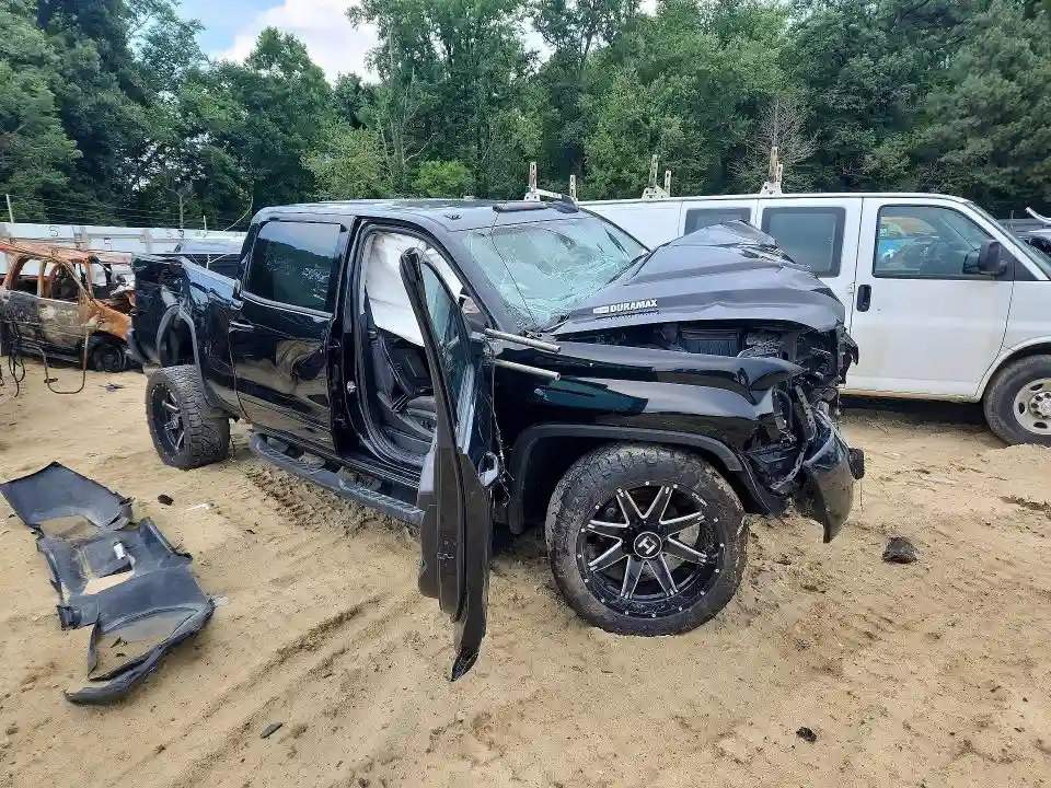 1GT12TEY5JF191749 2018 GMC SIERRA-3