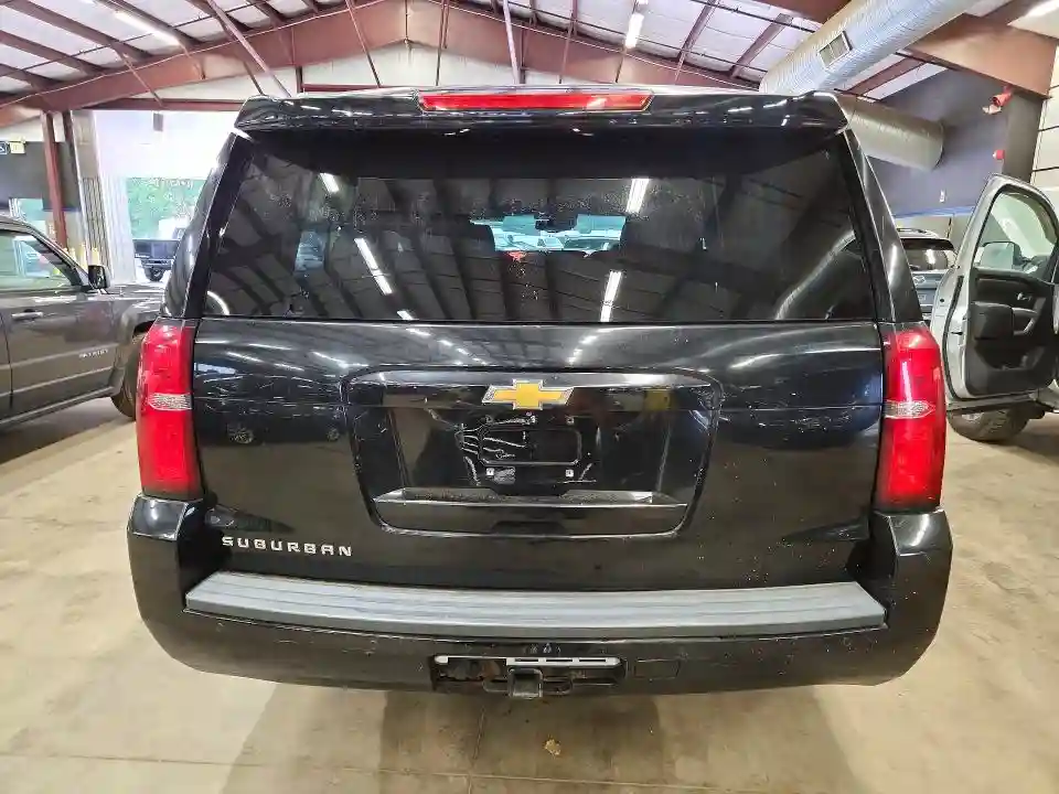 1GNSKJKC8FR547643 2015 CHEVROLET SUBURBAN-5