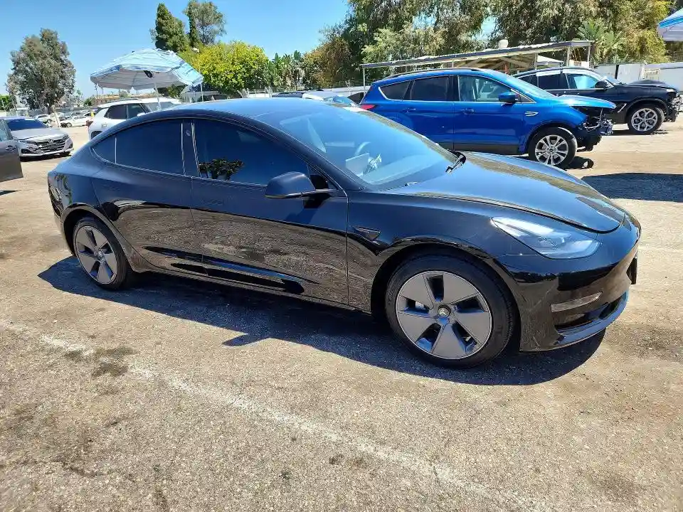 5YJ3E1EA7PF698947 2023 TESLA MODEL 3-3