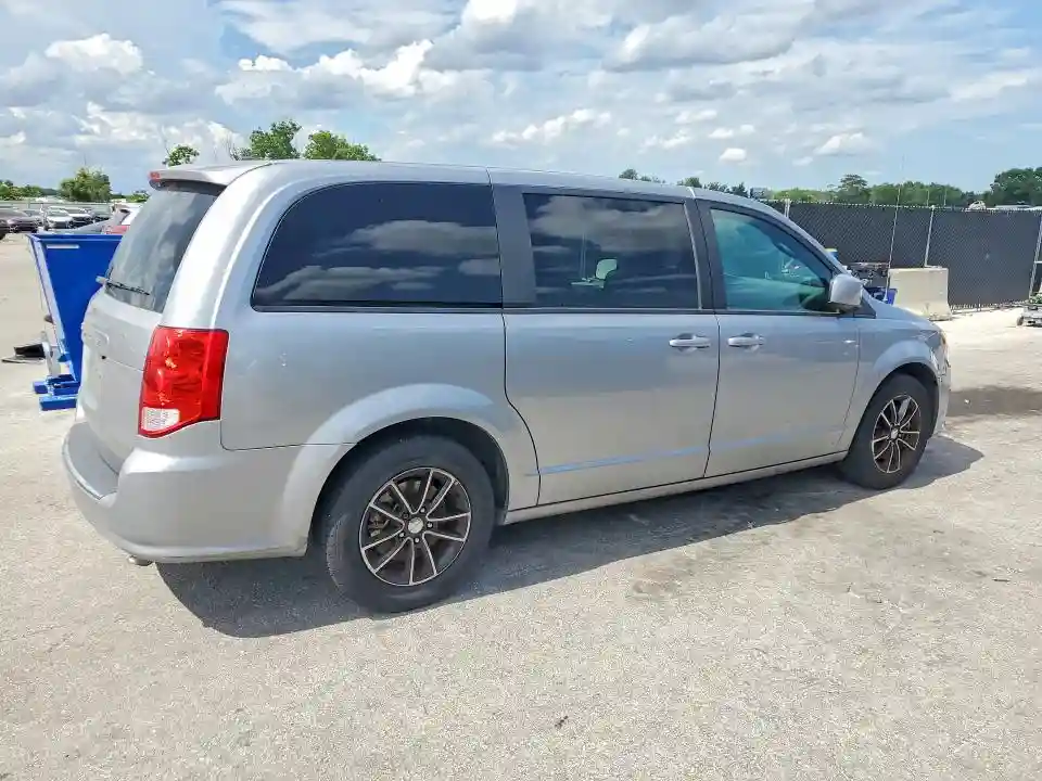 2C4RDGEGXKR535260 2019 DODGE CARAVAN-2