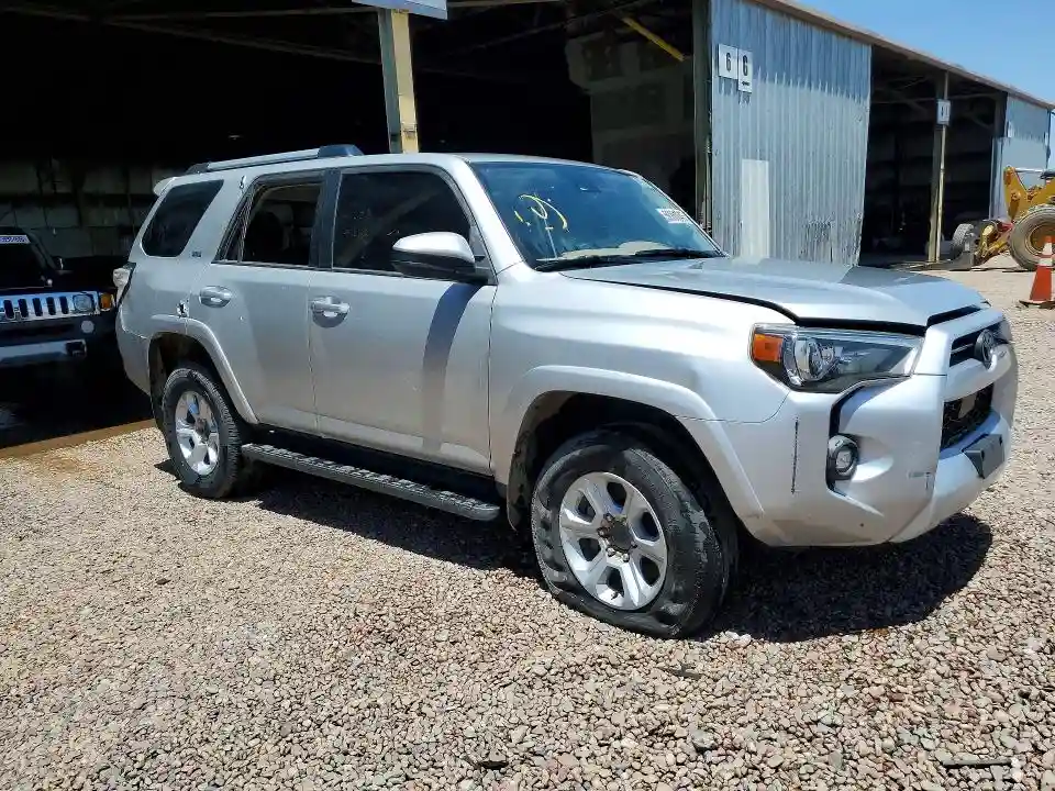 JTEMU5JR5M5933283 2021 TOYOTA 4RUNNER-3